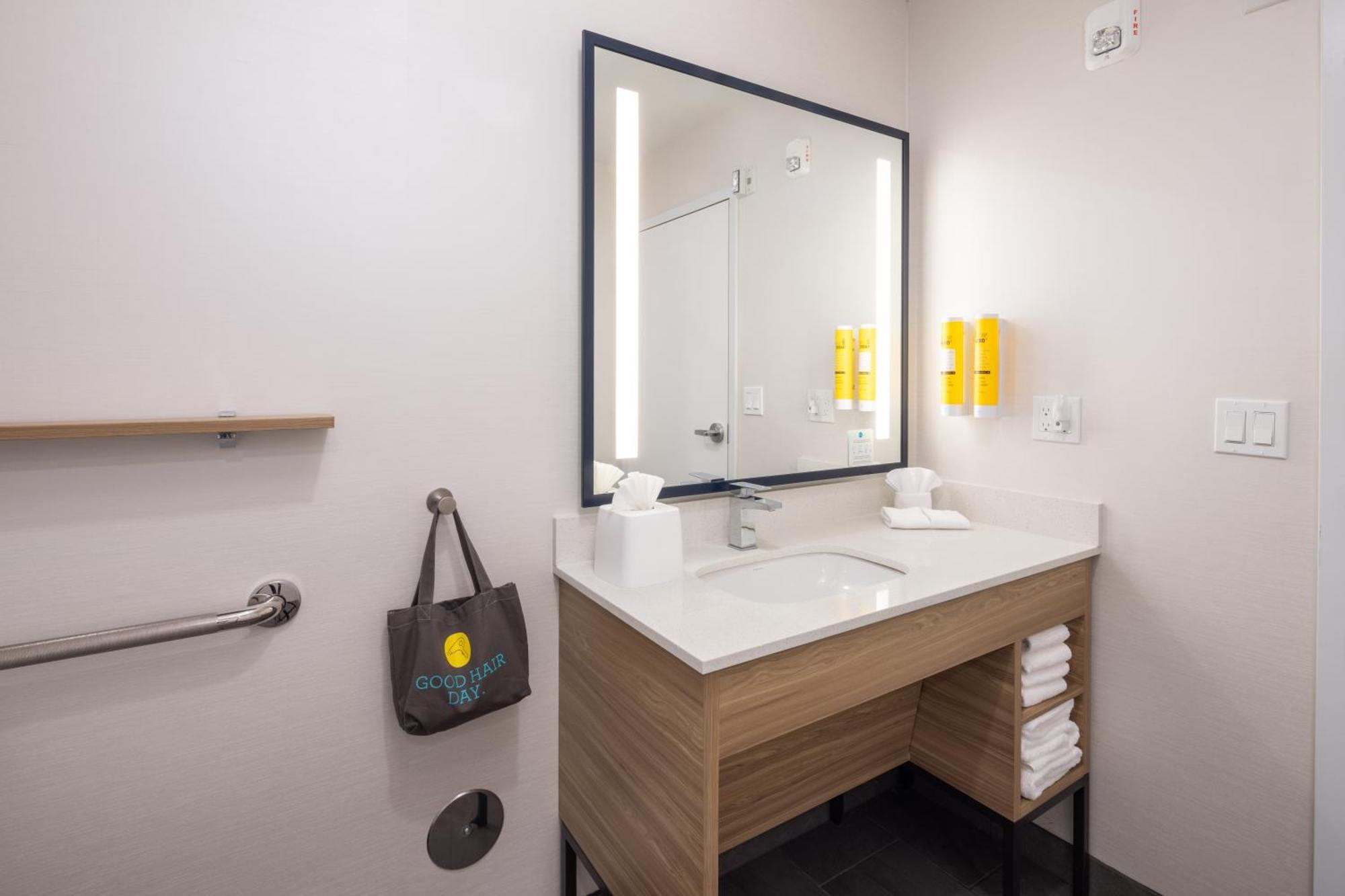 Tru By Hilton Yakima Airport Hotel Kültér fotó